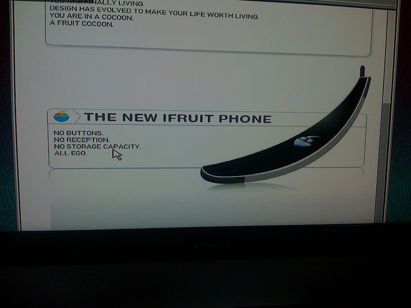 Illustration for article titled GTA IV's iPhone Parody Cuts to the Heart of Apple's Mystique, Then Stabs it Repeatedly